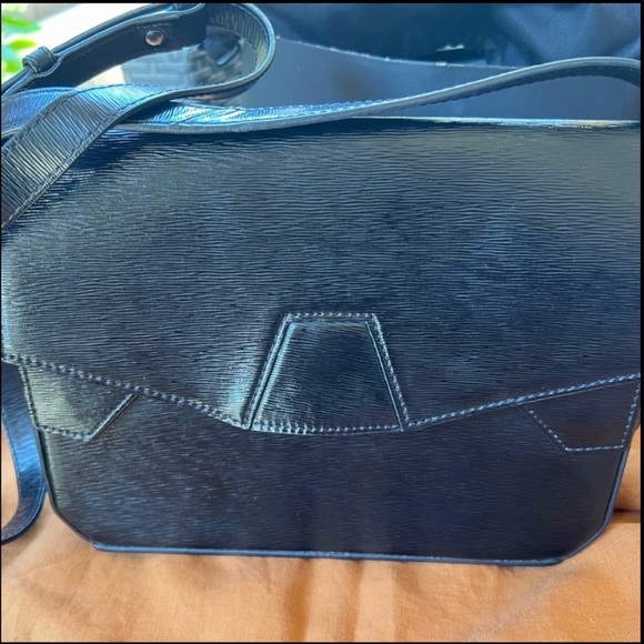 Authentic Alexander Wang  textured patent leather tri fold shoulder bag black! - Picture 2 of 13